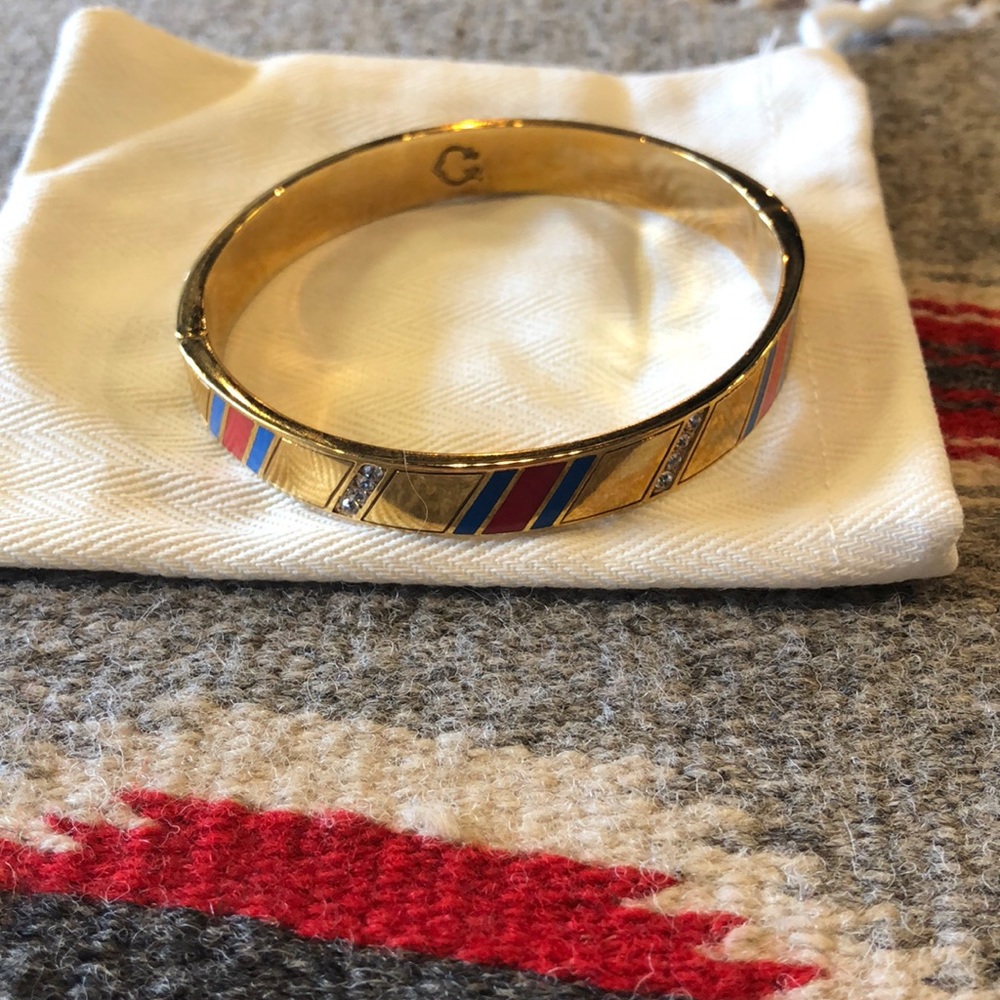 EUC C. Wonder hinge bracelet, gold
